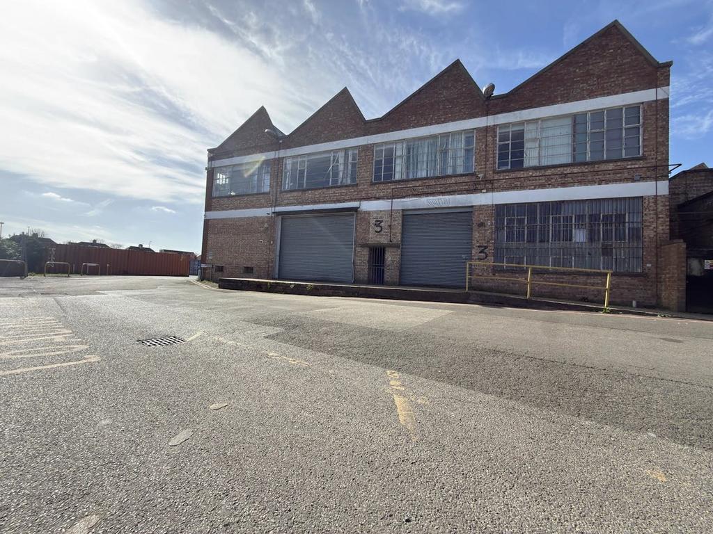 3-15 East Ln, Wembley for lease Building Photo- Image 1 of 7