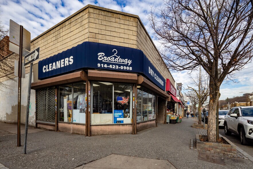 465-479 S Broadway, Yonkers, NY à louer - Photo du bâtiment - Image 2 de 12