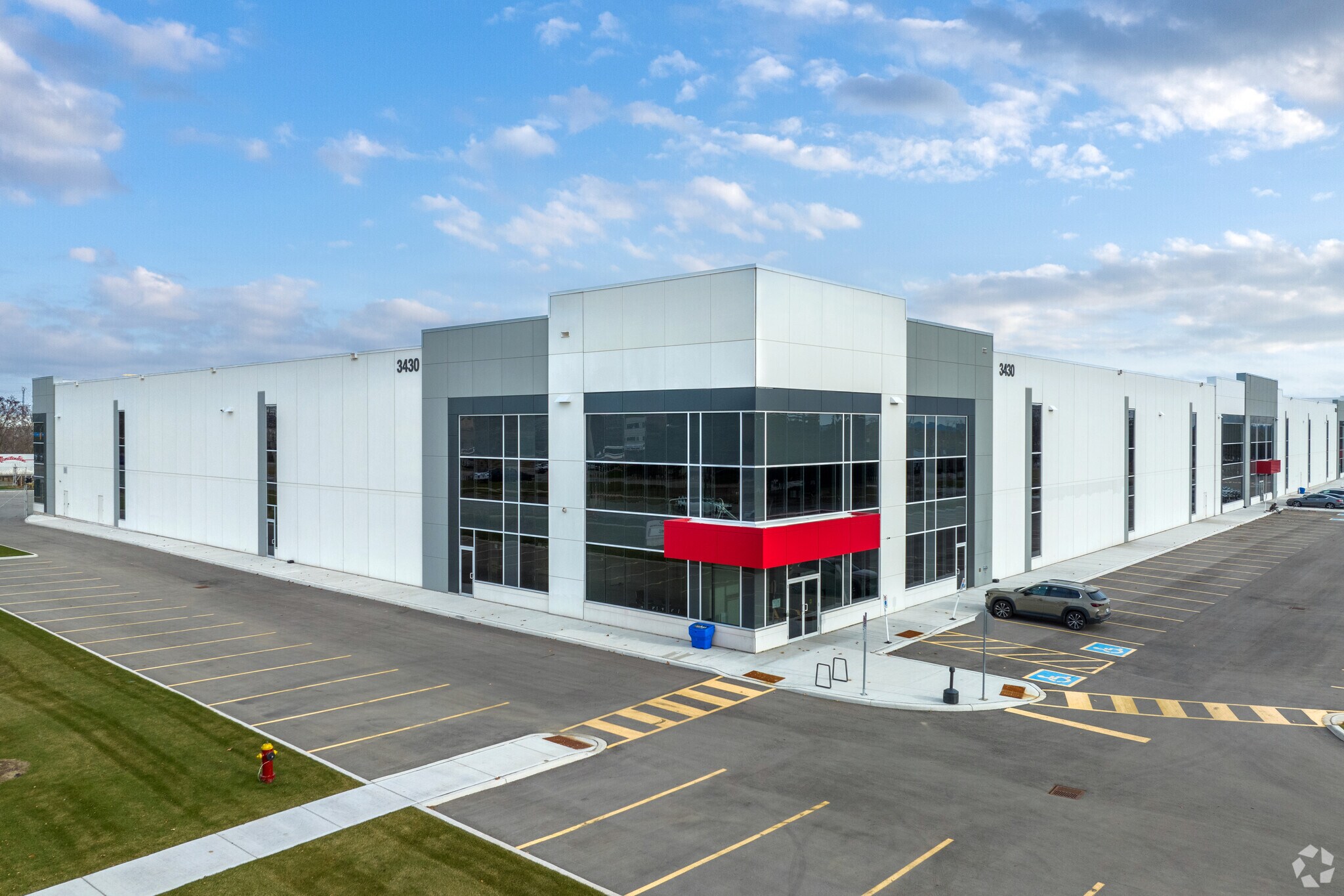 3430 Harvester Rd, Burlington, ON for sale Primary Photo- Image 1 of 1