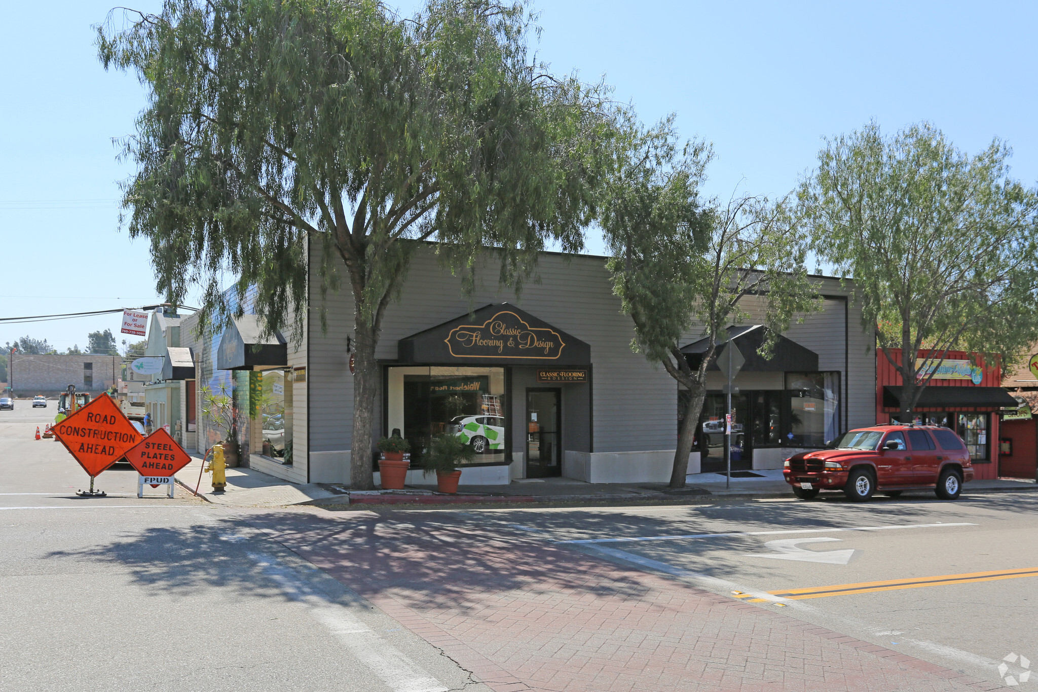 127 N Main Ave, Fallbrook, CA for sale Primary Photo- Image 1 of 1