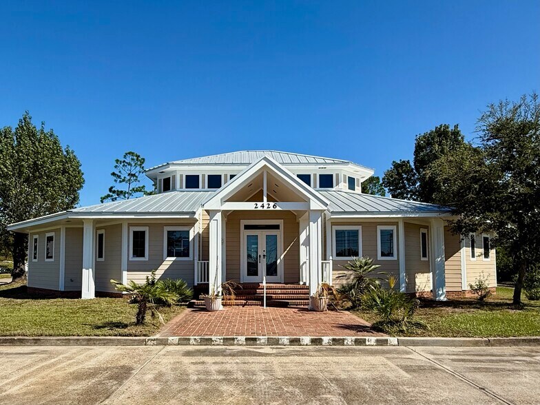 2426 Jenks Ave, Panama City, FL for lease - Building Photo - Image 1 of 12