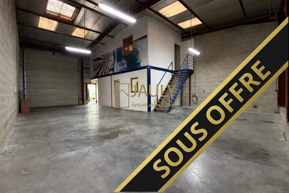 Flex in Saint-Soupplets for lease Building Photo- Image 1 of 10