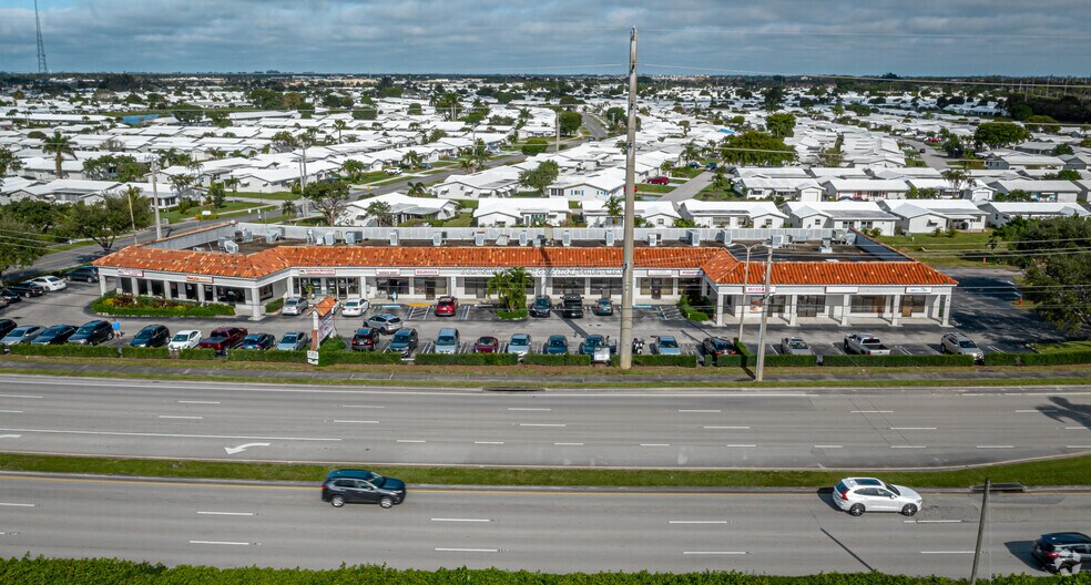 1865 W Woolbright Rd, Boynton Beach, FL à louer - Aérien - Image 2 de 11