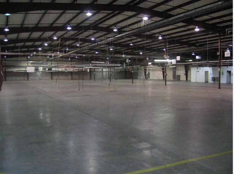 3269 Highway 80, Morton, MS à louer - Photo principale - Image 1 de 1