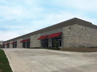 Plus de détails pour 1740 Universal City Blvd, Universal City, TX - Local d'activités à louer