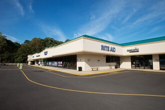 1130 Perry Hwy, Pittsburgh, PA à louer Photo du bâtiment- Image 1 de 2