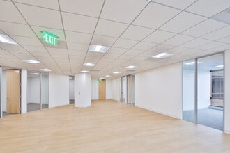 3400 W Riverside Dr, Burbank, CA for lease Interior Photo- Image 2 of 10