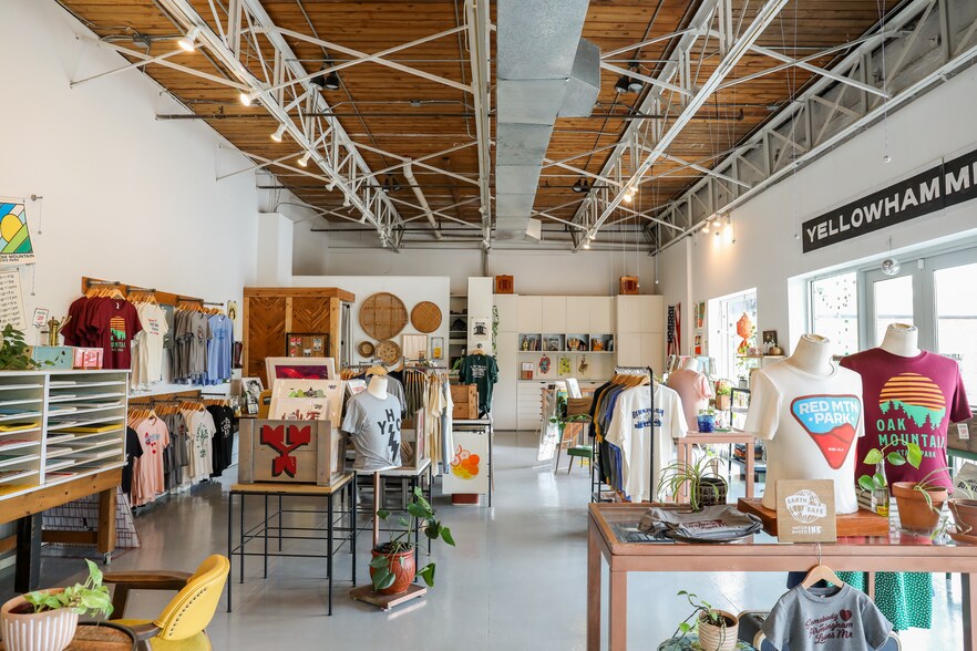 2821 2nd Ave S, Birmingham, AL à louer - Photo intérieure - Image 3 de 6