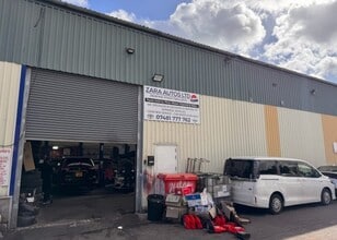 Atlas Trading Estate, Cross Street, Bilston à louer Photo du bâtiment- Image 1 de 1