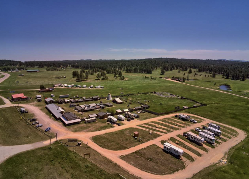 11921 W US-16, Custer, SD for sale - Primary Photo - Image 1 of 1