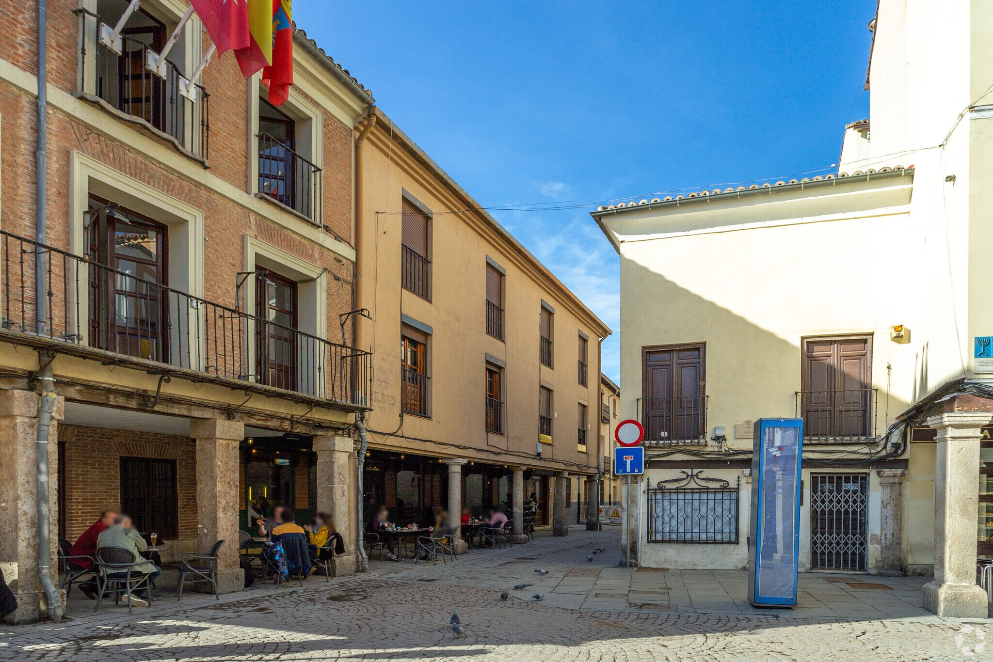 Calle San Felipe Neri, 3, Alcalá de Henares, Madrid à louer Photo du bâtiment- Image 1 de 3