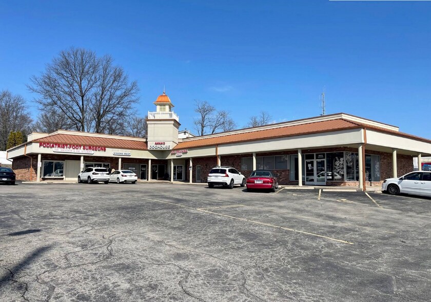 16075-16087 Manchester Rd, Ellisville, MO à louer - Photo du bâtiment - Image 2 de 4