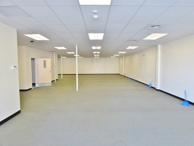 1416 W 7th Ave, Eugene, OR à vendre - Photo intérieure - Image 2 de 32