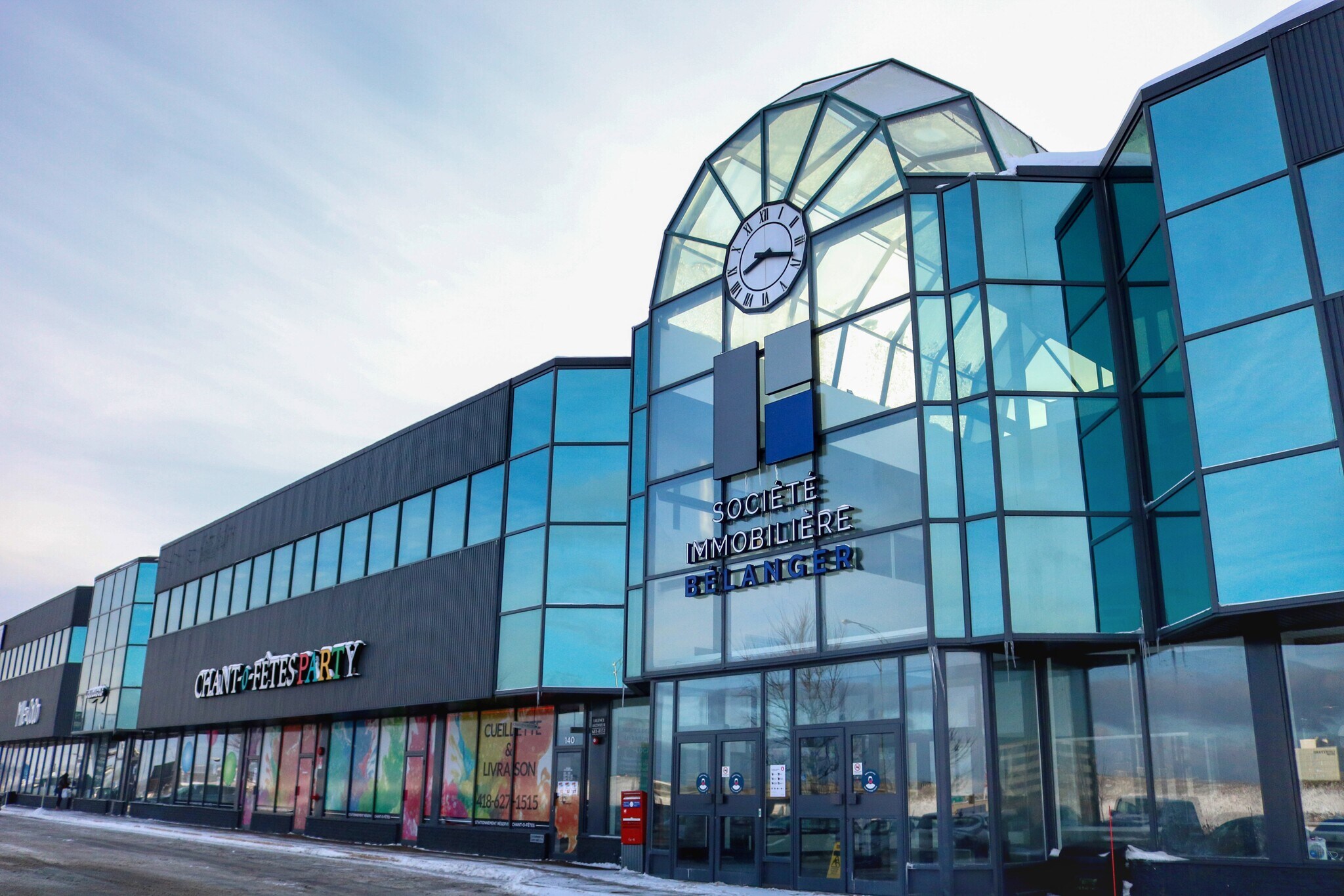 325 Rue Du Marais, Québec, QC à louer Photo principale- Image 1 de 9