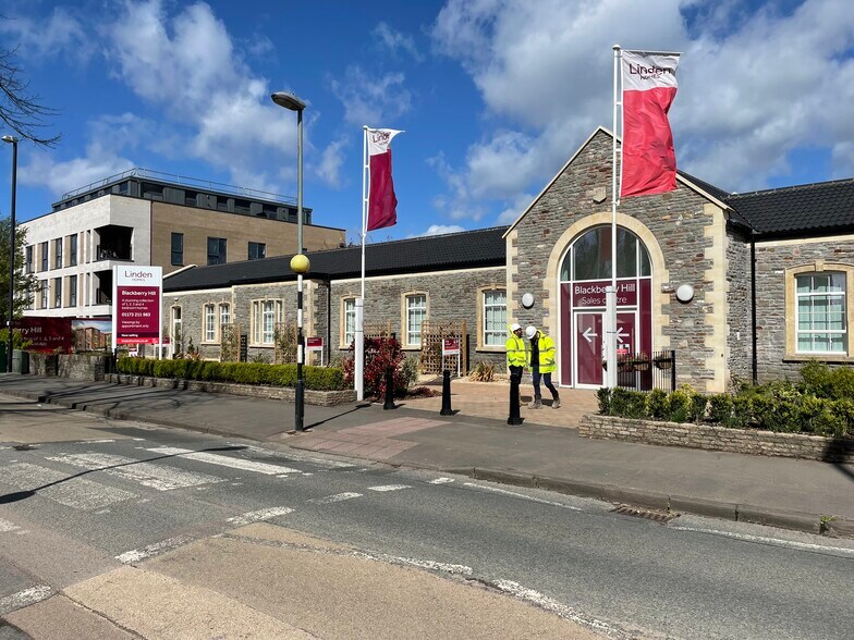 205 Manor Rd, Bristol à vendre - Photo du bâtiment - Image 3 de 16