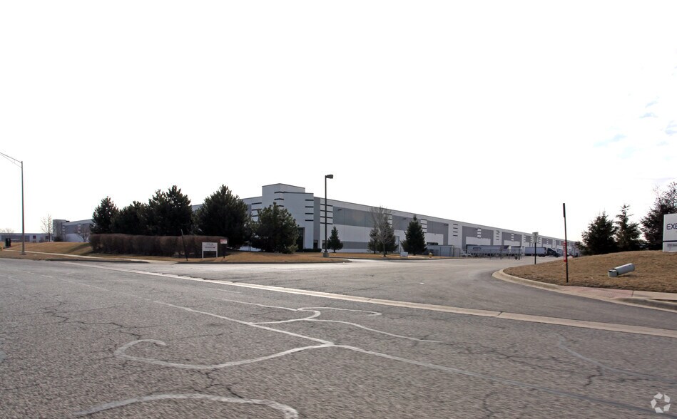 1601 Remington Blvd, Bolingbrook, IL à louer - Photo du bâtiment - Image 2 de 5