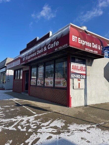 85 Carleton Ave, Islip Terrace, NY à vendre - Photo du bâtiment - Image 2 de 2