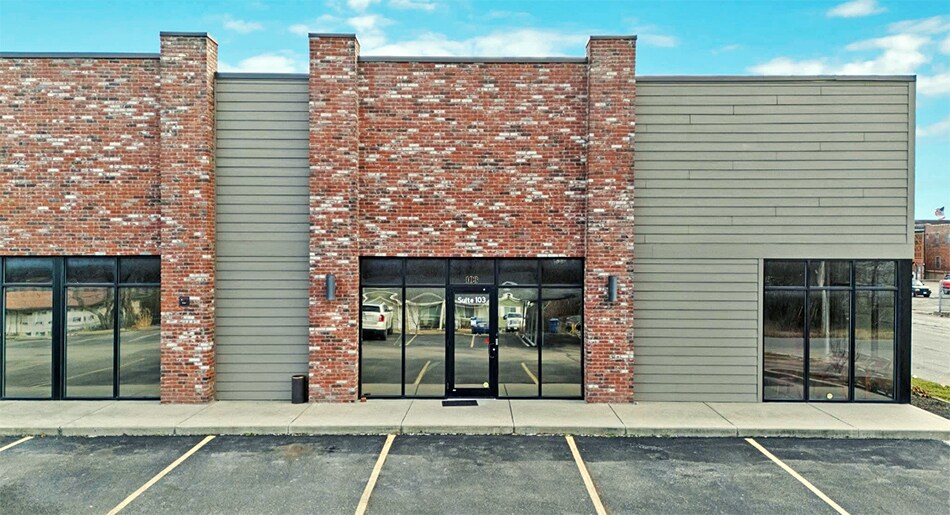 109 E US Highway 54, Camdenton, MO à louer - Photo du bâtiment - Image 3 de 6