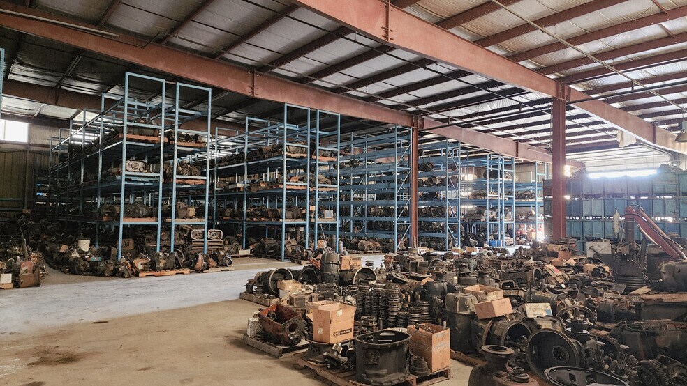 284 Blue Sky Pky, Lexington, KY à vendre - Photo du bâtiment - Image 2 de 9