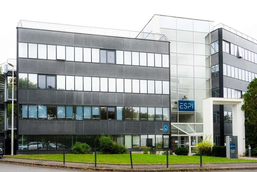 285 Avenue Louis De Broglie, Nantes à louer - Photo du bâtiment - Image 3 de 11
