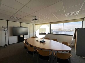 2 Rue Charles Edouard Jeanneret, Poissy à louer Photo intérieure- Image 2 de 6