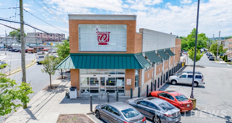 2270 Clove Rd, Staten Island, NY à vendre Photo du bâtiment- Image 1 de 1