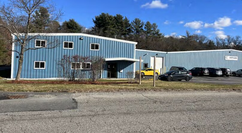 13 Sterling Rd, North Billerica, MA à louer - Photo du bâtiment - Image 2 de 6