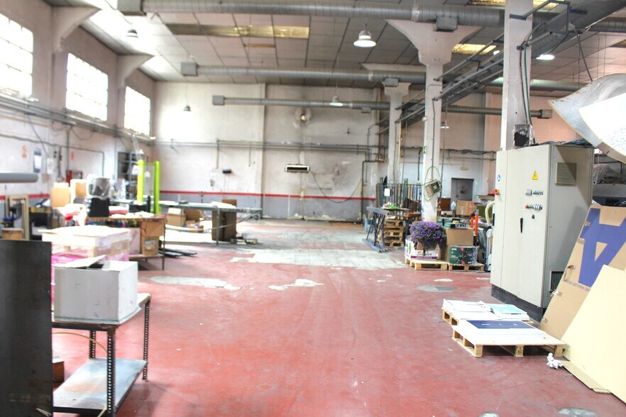 Industrial in Fuenlabrada, Madrid for sale - Interior Photo - Image 3 of 19