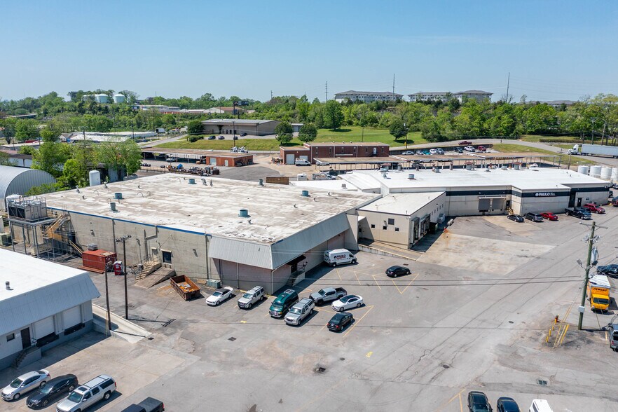 3310-3422 Ambrose Ave, Nashville, TN à louer - Photo du bâtiment - Image 3 de 55