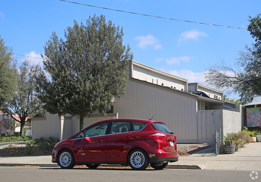 1915-1929 4th St, Livermore, CA for sale - Building Photo - Image 3 of 6