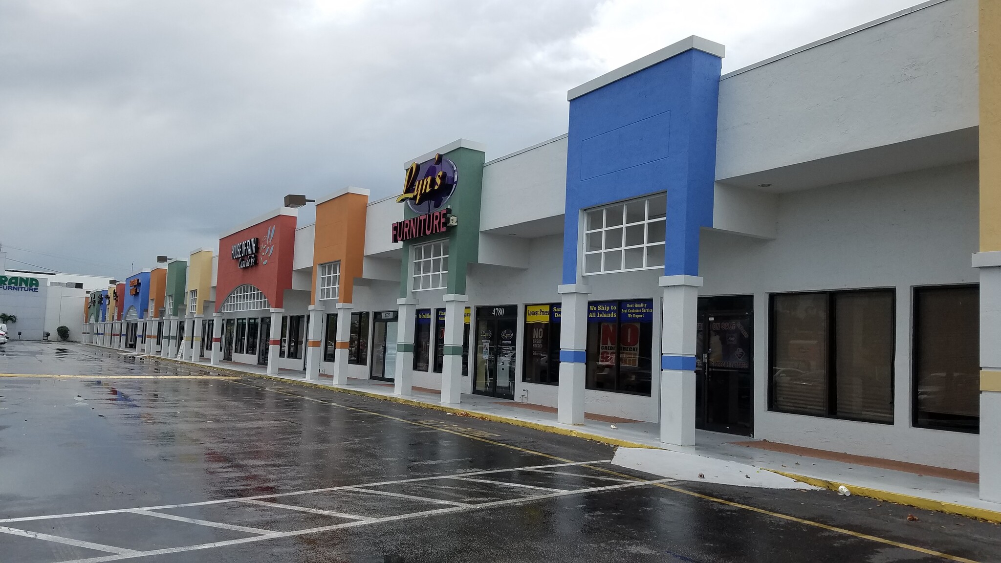 4830-4882 NW 167th St, Miami Gardens, FL for lease Primary Photo- Image 1 of 10