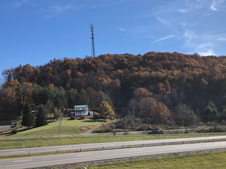 417 Greasy Ridge Rd, Princeton, WV à vendre - Photo du bâtiment - Image 3 de 6