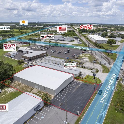 12 Spirit Lake Rd, Winter Haven, FL à louer Photo principale- Image 1 de 14