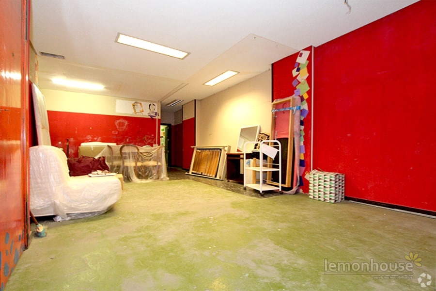 Madrid, MAD 28034 - Unit Puerta IZ, Esc. 02 - - Interior Photo - Image 1 of 8