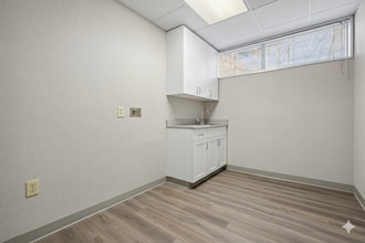 170 Cardiology Pl, Commerce, GA for lease Interior Photo- Image 2 of 16