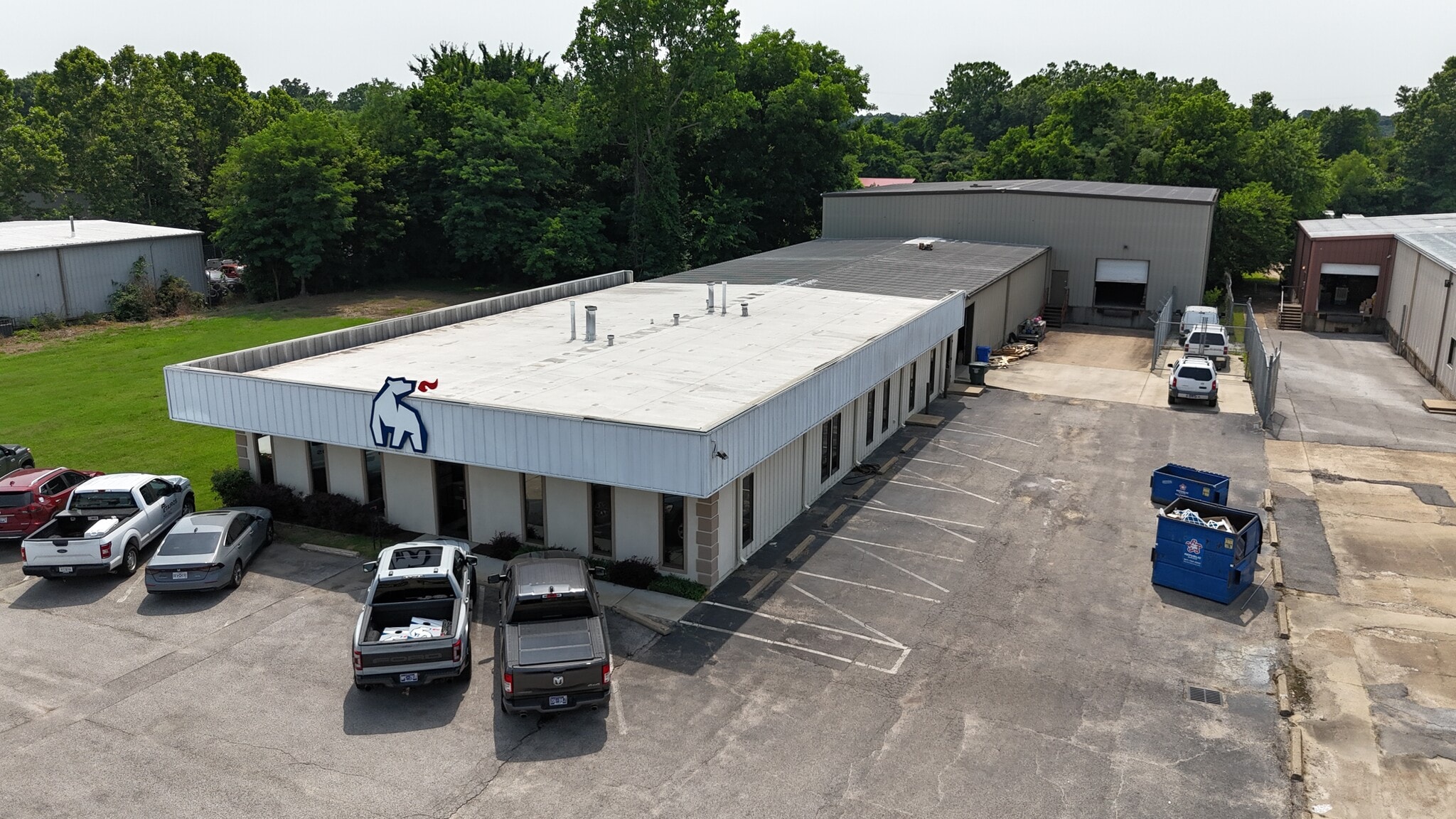 1847 Vanderhorn Dr, Memphis, TN for lease Primary Photo- Image 1 of 5