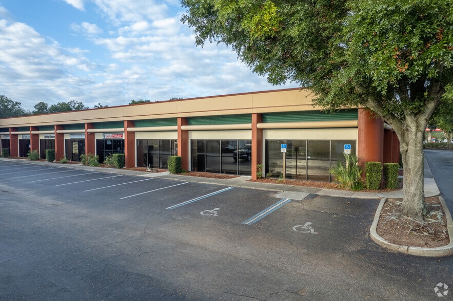 1706 E Semoran Blvd, Apopka, FL à vendre - Photo du bâtiment - Image 2 de 6