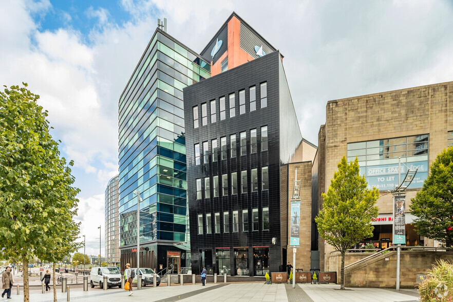 1 Lowry Plz, Salford for lease - Building Photo - Image 2 of 12