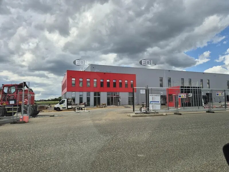 Allée De L Europe, Durtal for lease Building Photo- Image 1 of 2