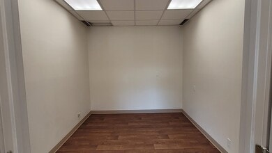 767 Islington St, Portsmouth, NH for lease Building Photo- Image 2 of 7