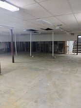 2550 Brownsville Rd, South Park, PA for lease Building Photo- Image 2 of 5