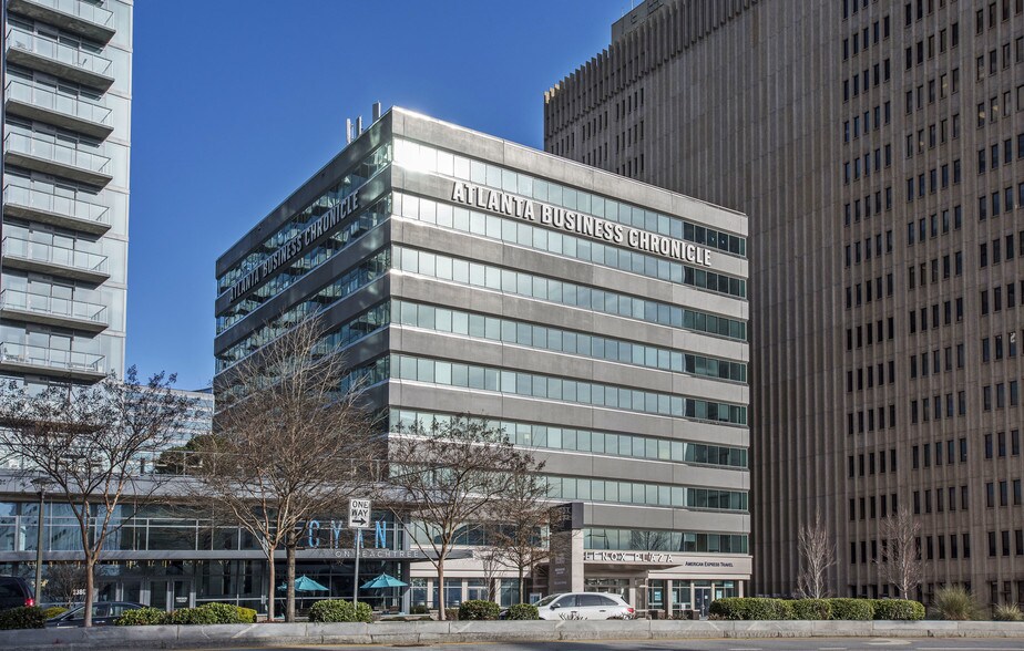 3384 Peachtree Rd NE, Atlanta, GA à louer - Photo du bâtiment - Image 2 de 36