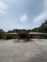 600 Memorial Dr, Bella Vista, AR for lease Building Photo- Image 1 of 27