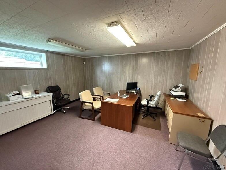 226 Ohio St, Johnstown, PA for sale - Interior Photo - Image 3 of 16
