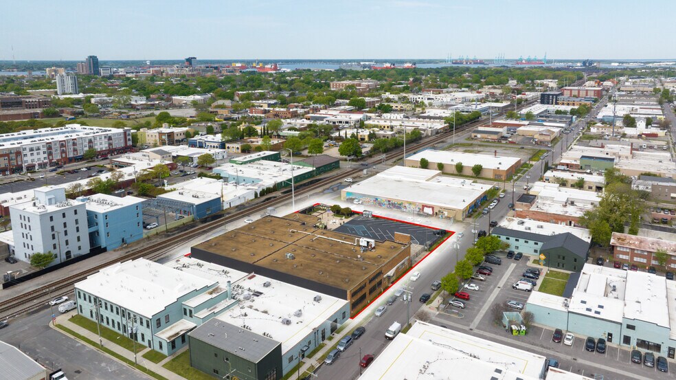 211 W 24th St, Norfolk, VA à louer - Photo du bâtiment - Image 3 de 5