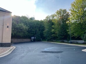 1600 Maxwell Dr, Hudson, WI à louer Photo du bâtiment- Image 2 de 2