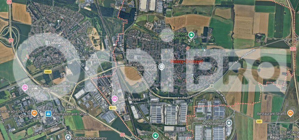 Retail in Moissy Cramayel for lease - Building Photo - Image 2 of 4