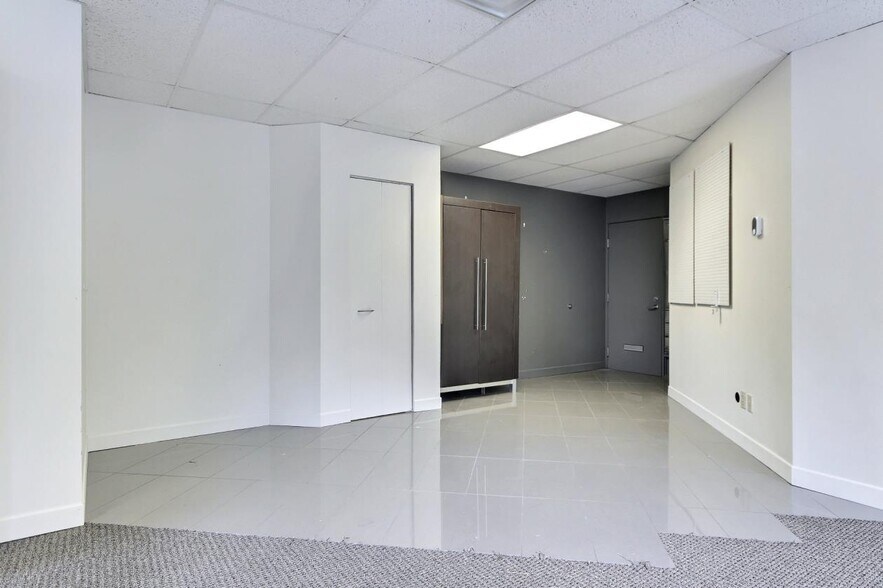 2383 Ch Sainte-Foy, Québec, QC à louer - Photo intérieure - Image 3 de 4