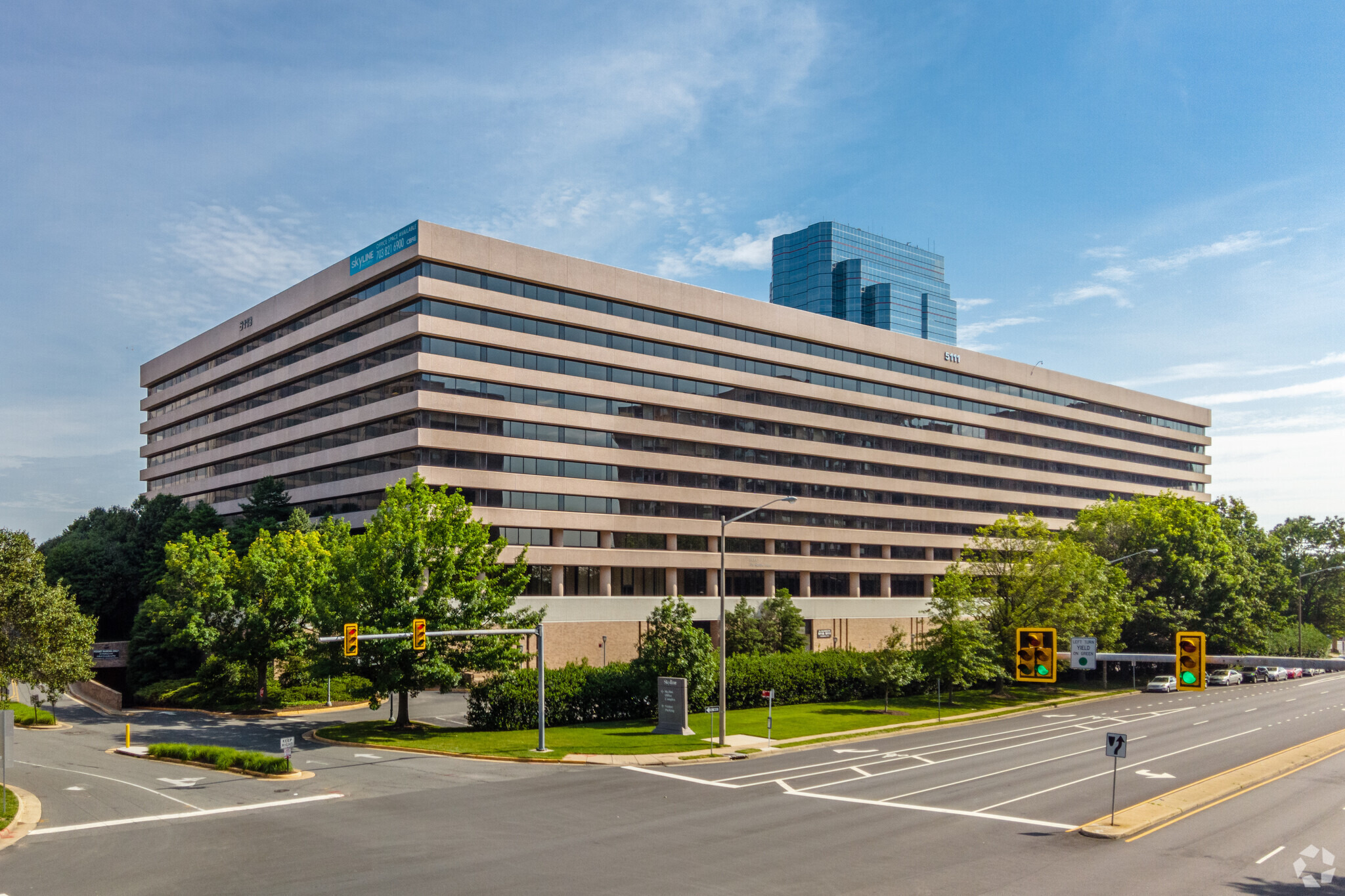 5111 Leesburg Pike, Falls Church, VA à vendre Photo principale- Image 1 de 1