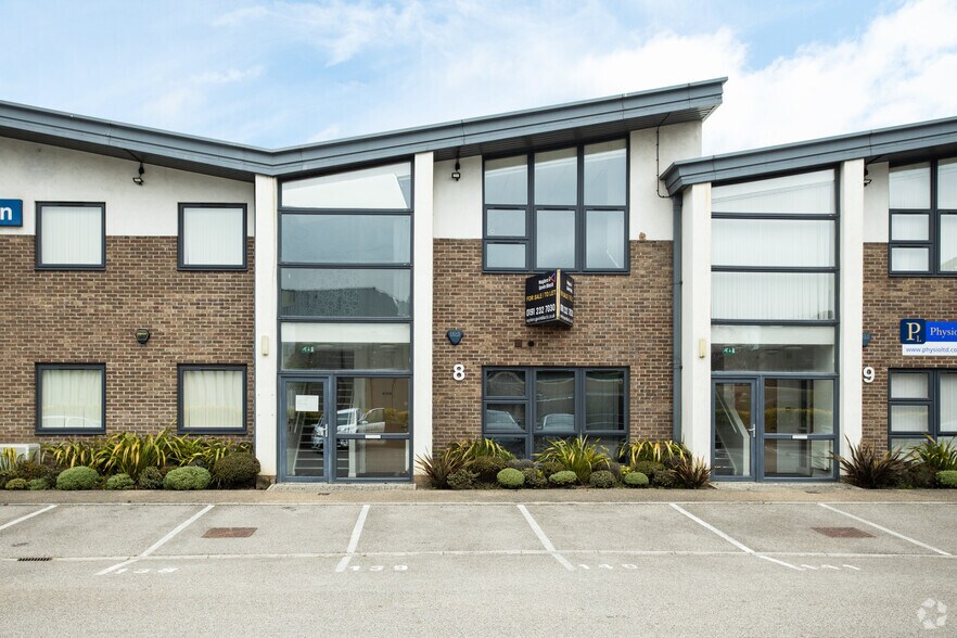 5-10 Austin Blvd, Sunderland à vendre - Photo du bâtiment - Image 2 de 4